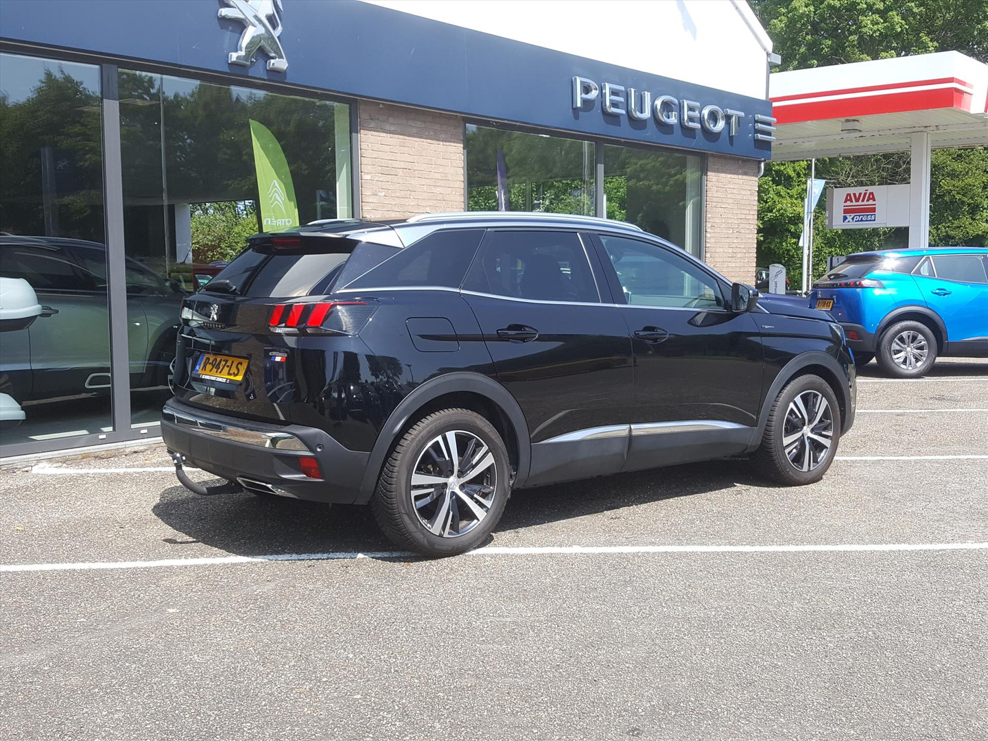Peugeot Peugeot