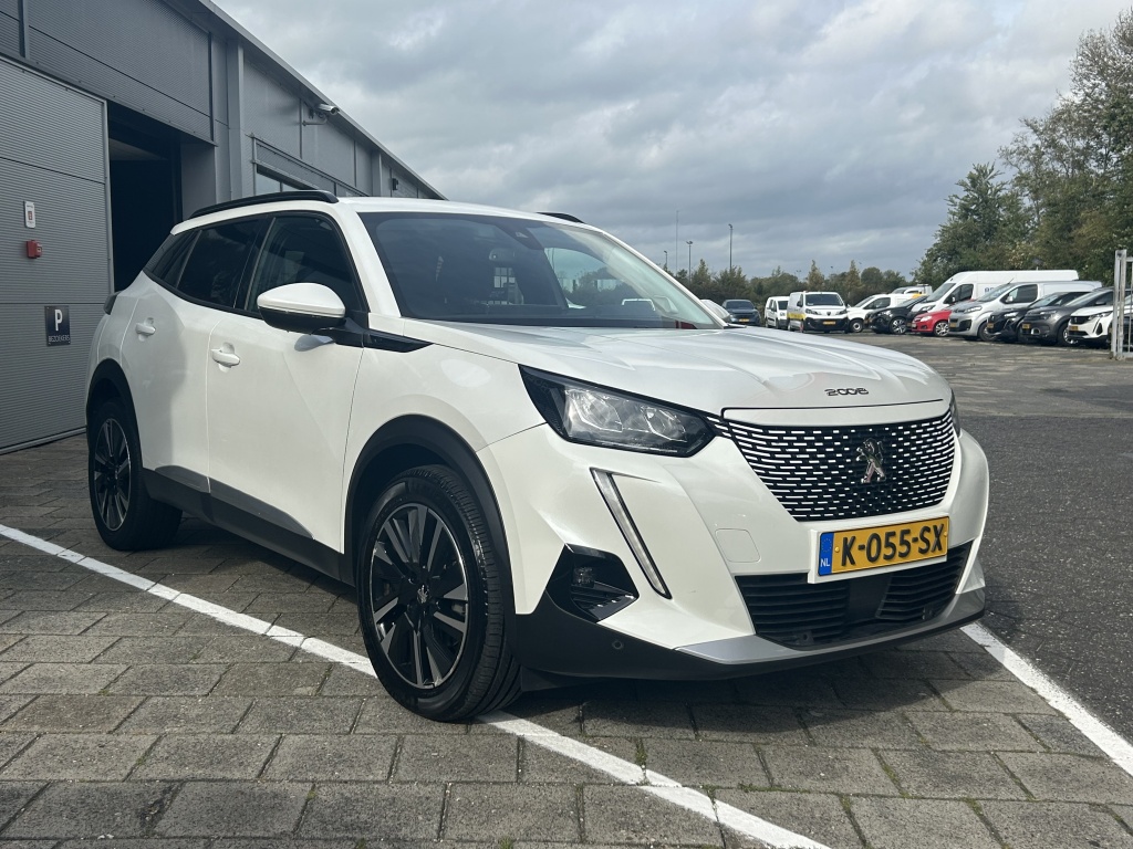 Peugeot e-2008
