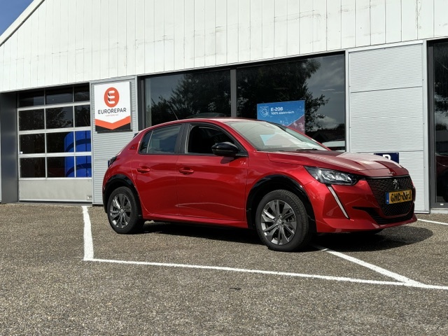 Peugeot e-208