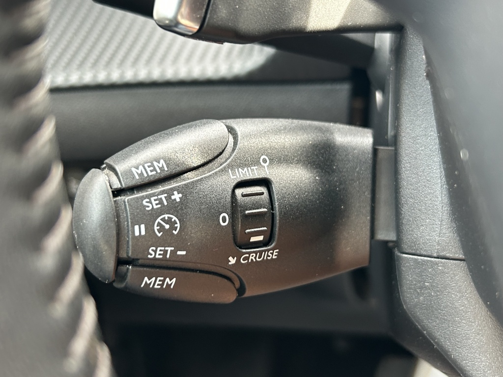 Peugeot Peugeot