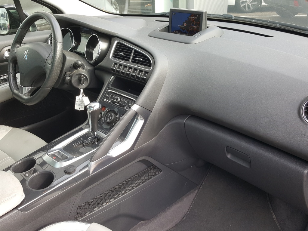 Peugeot Peugeot