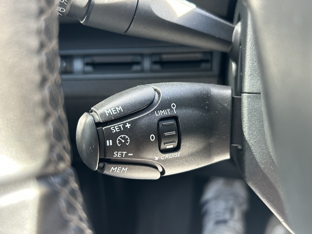 Peugeot Peugeot