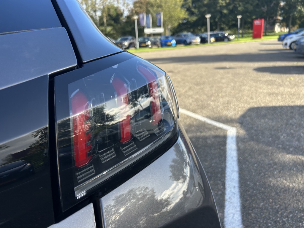 Peugeot Peugeot