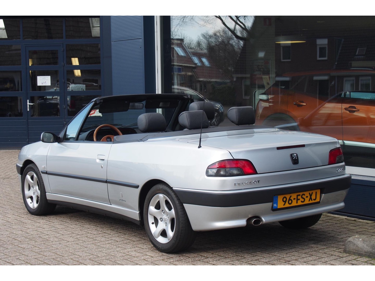 Peugeot