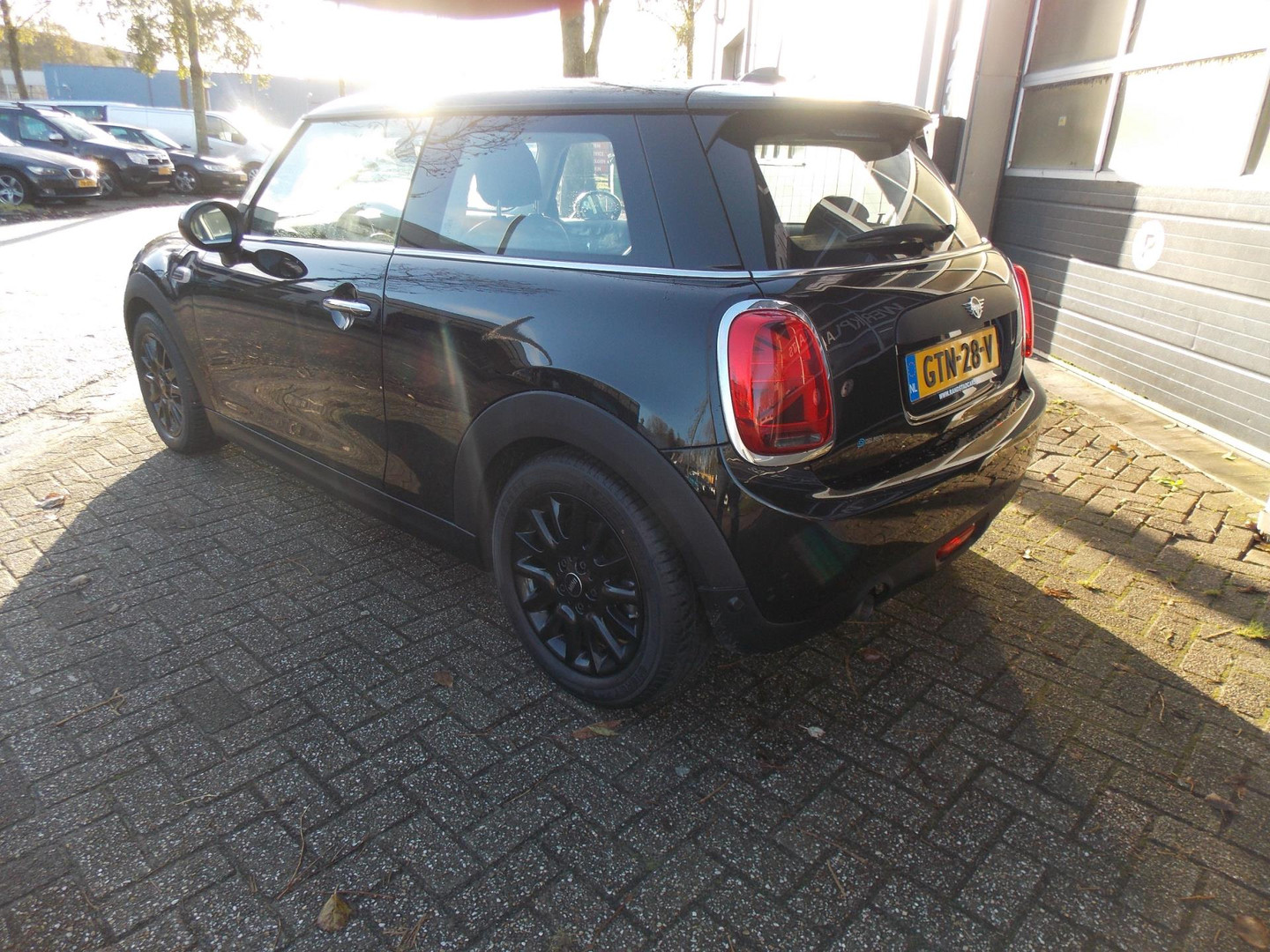 MINI