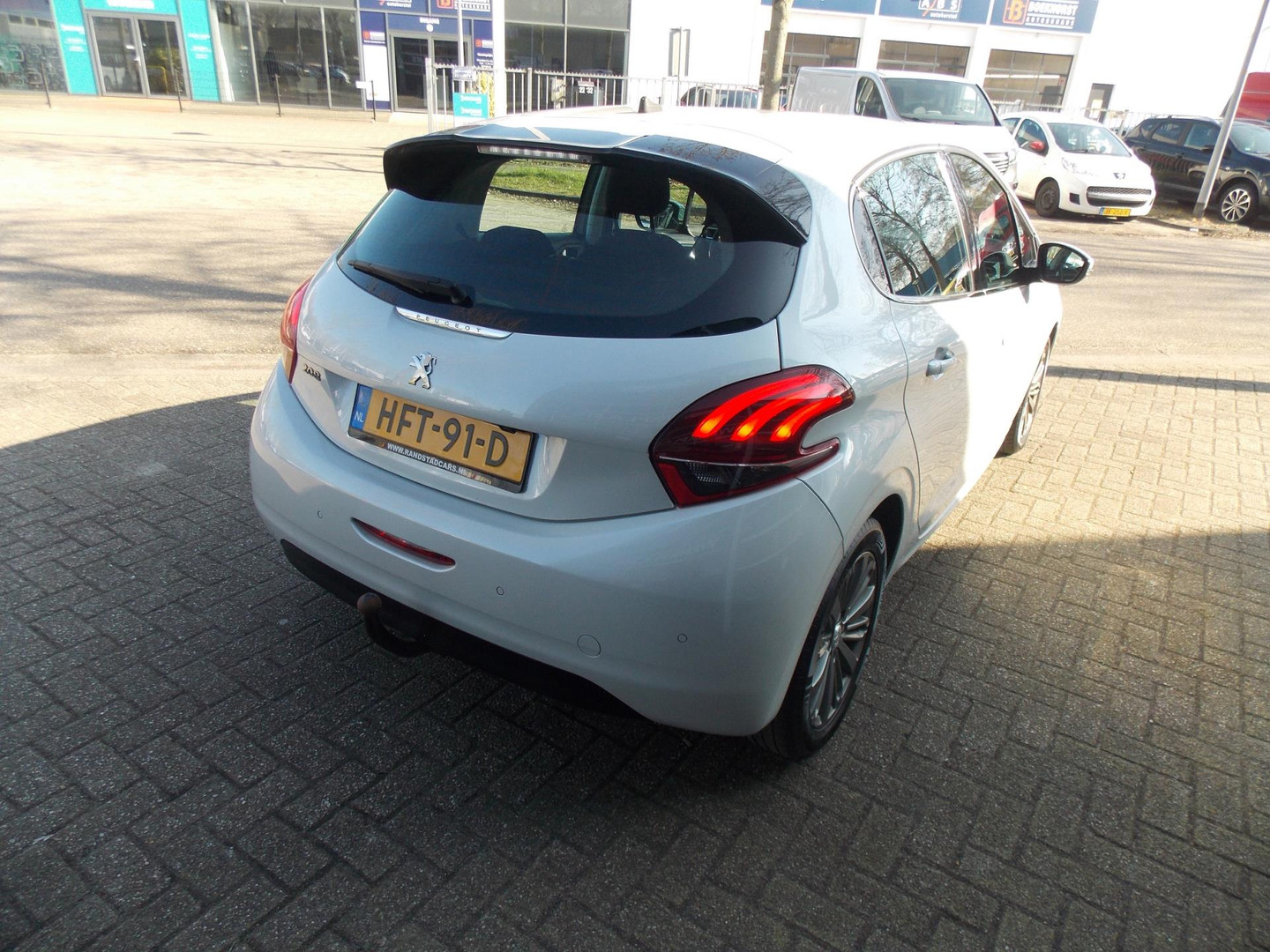 Peugeot
