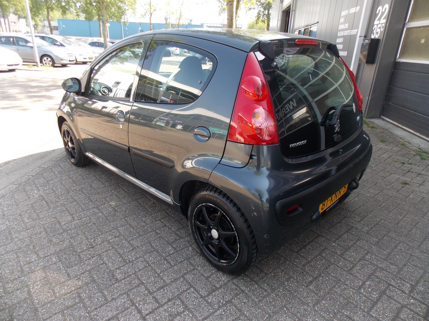 Peugeot