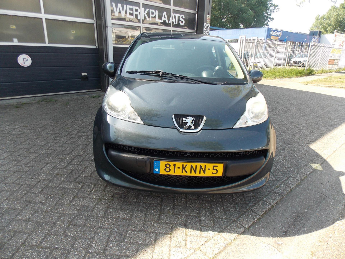 Peugeot