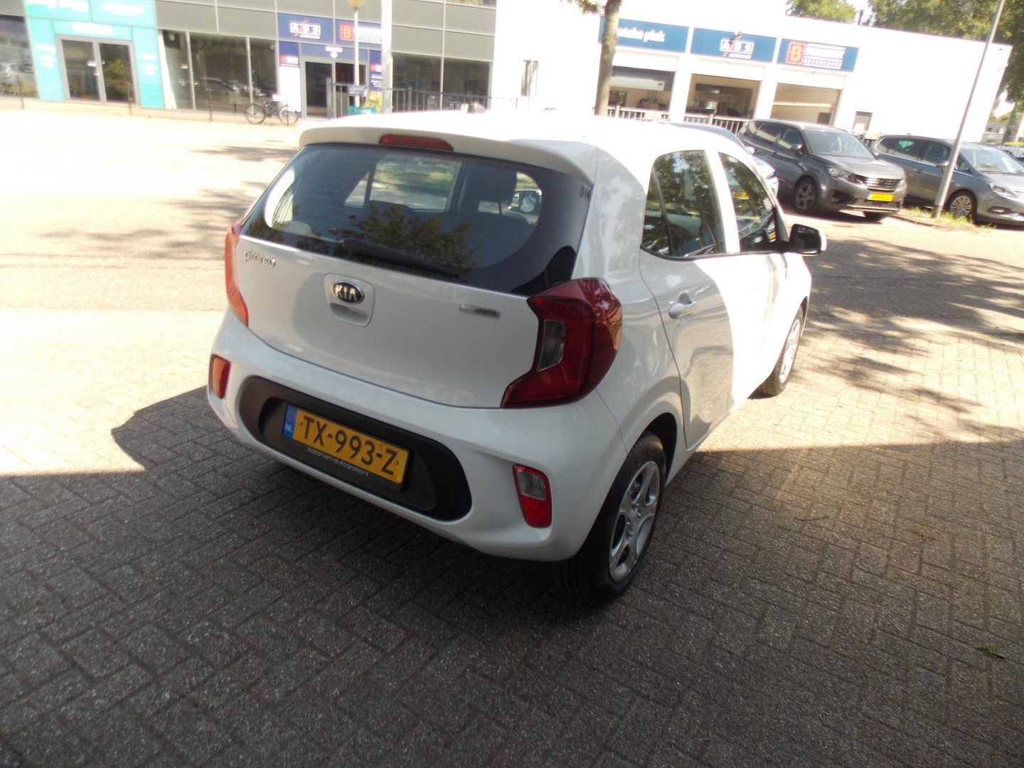 Kia