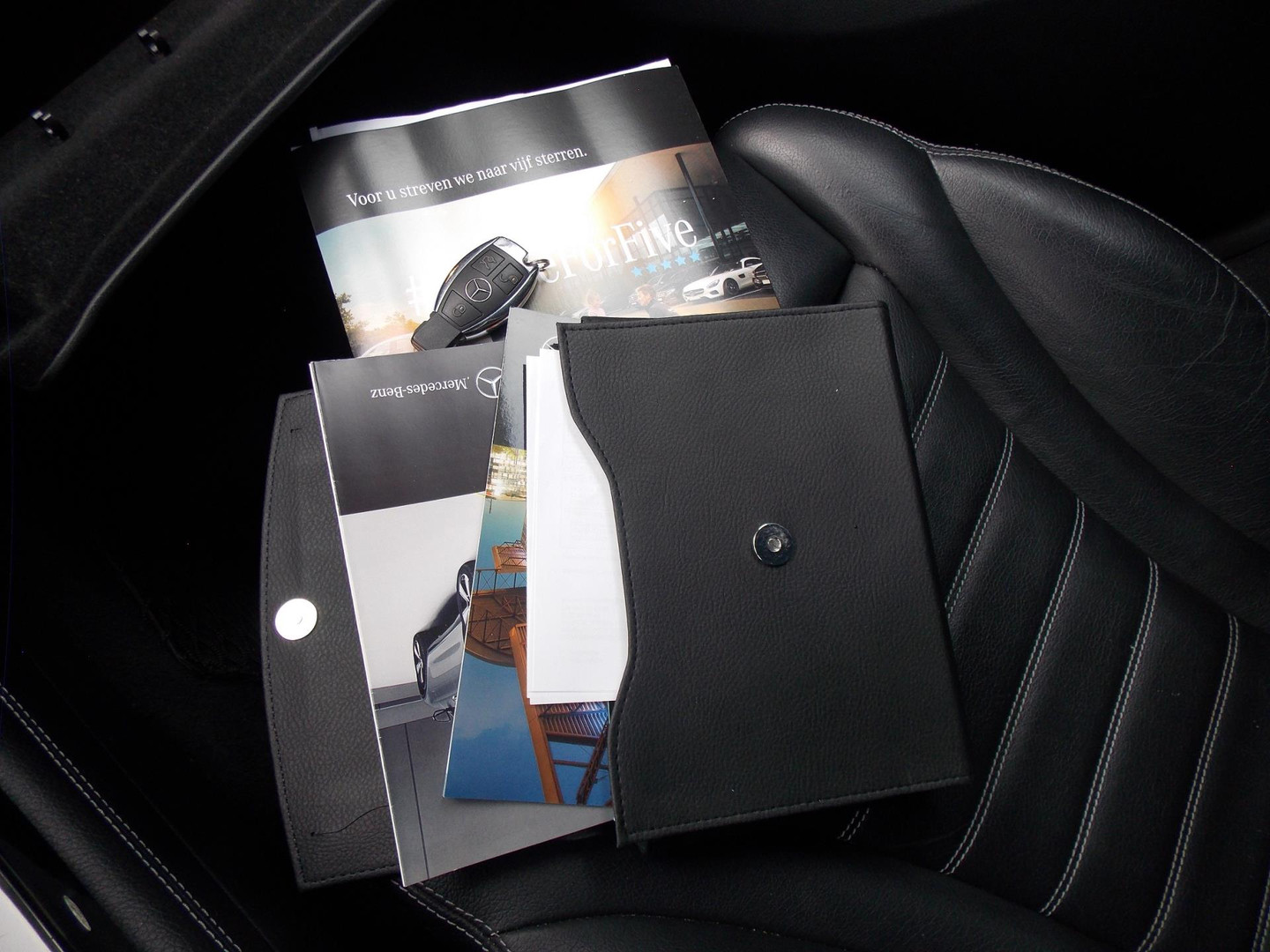 Mercedes-Benz Mercedes-Benz