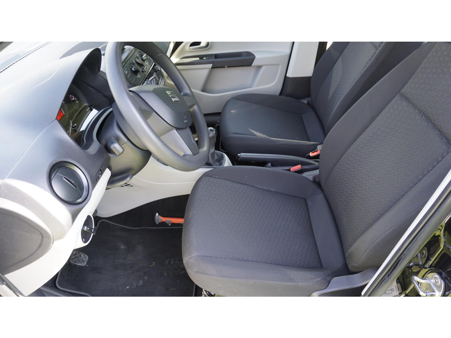 SEAT SEAT