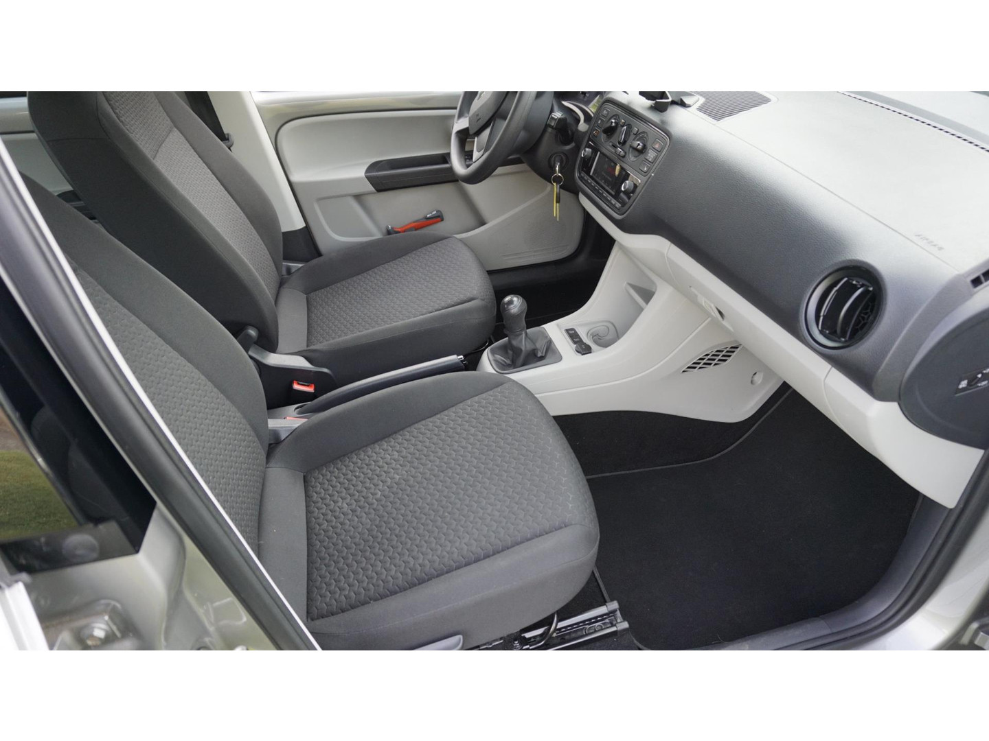 SEAT SEAT