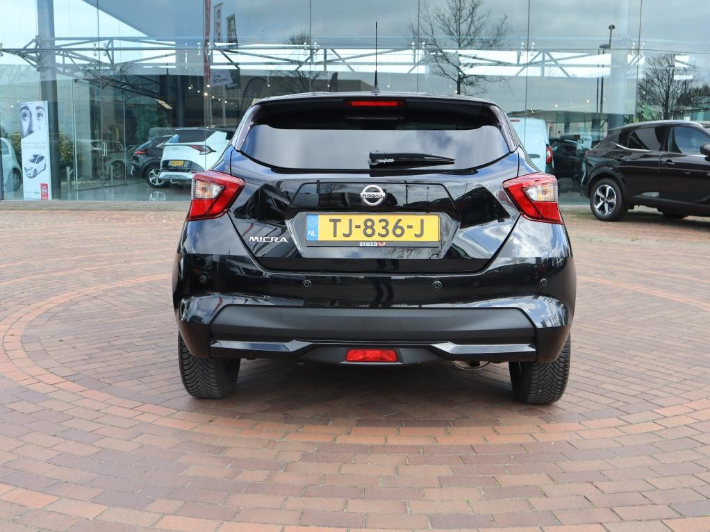 Nissan Nissan