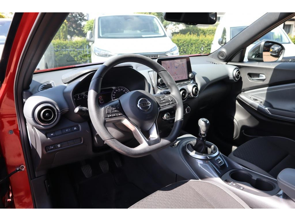 Nissan Nissan