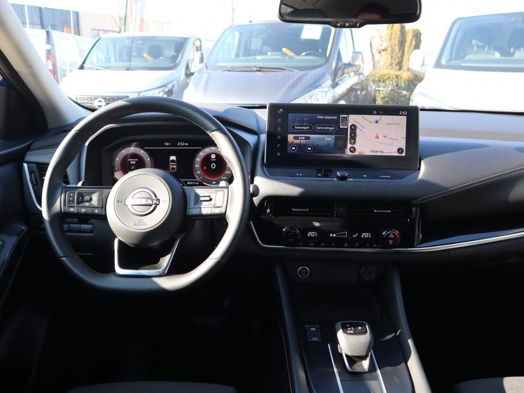 Nissan Nissan