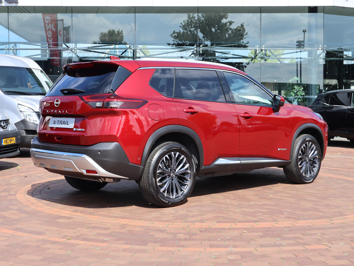 Nissan Nissan