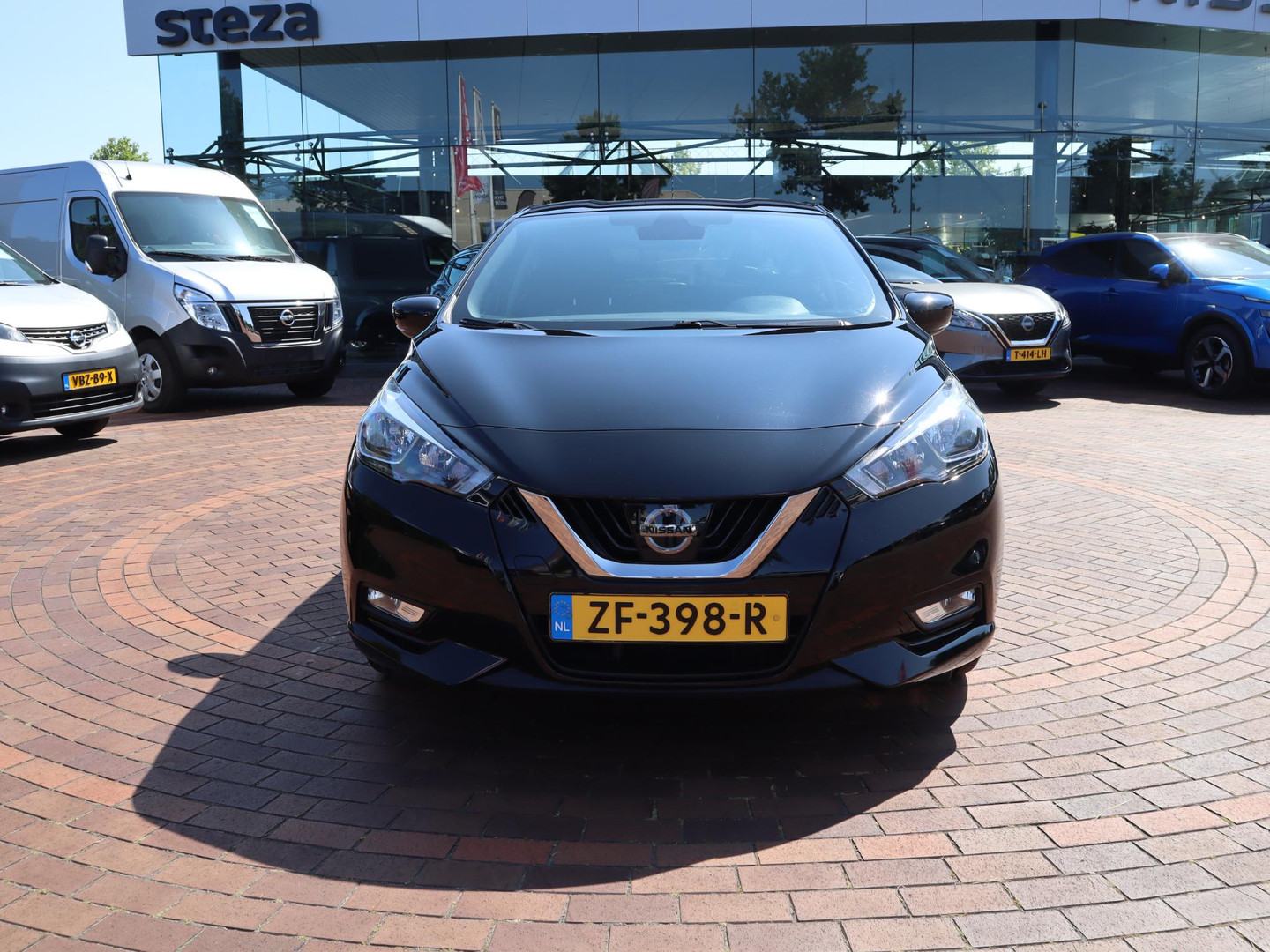 Nissan Nissan