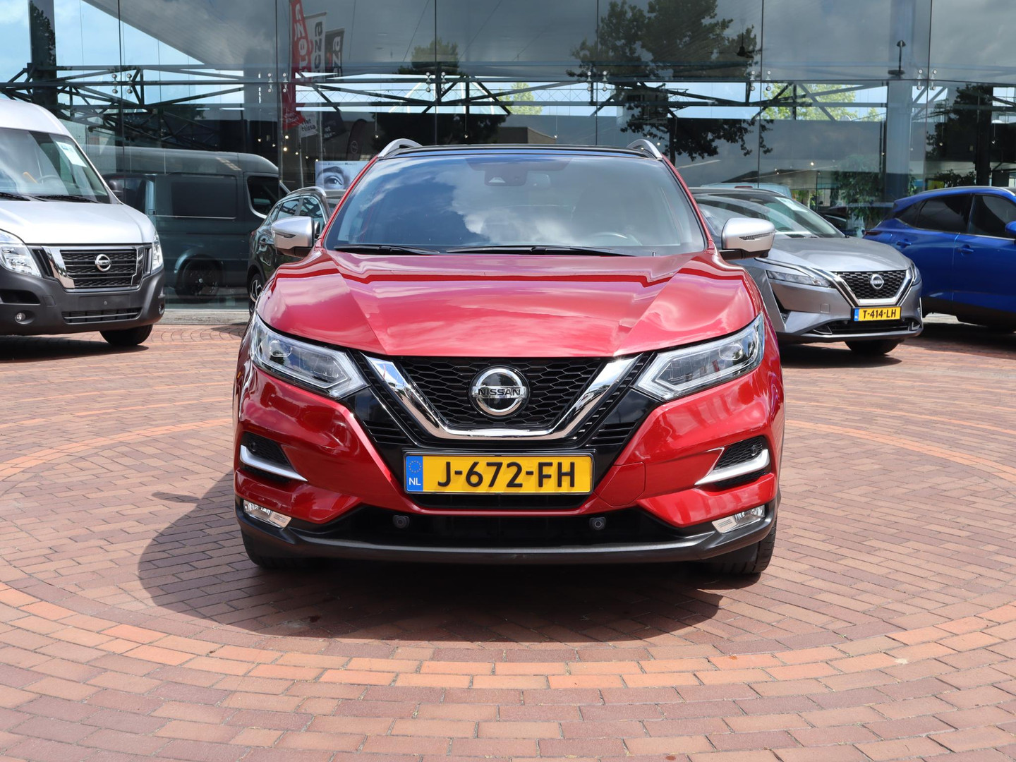 Nissan Nissan