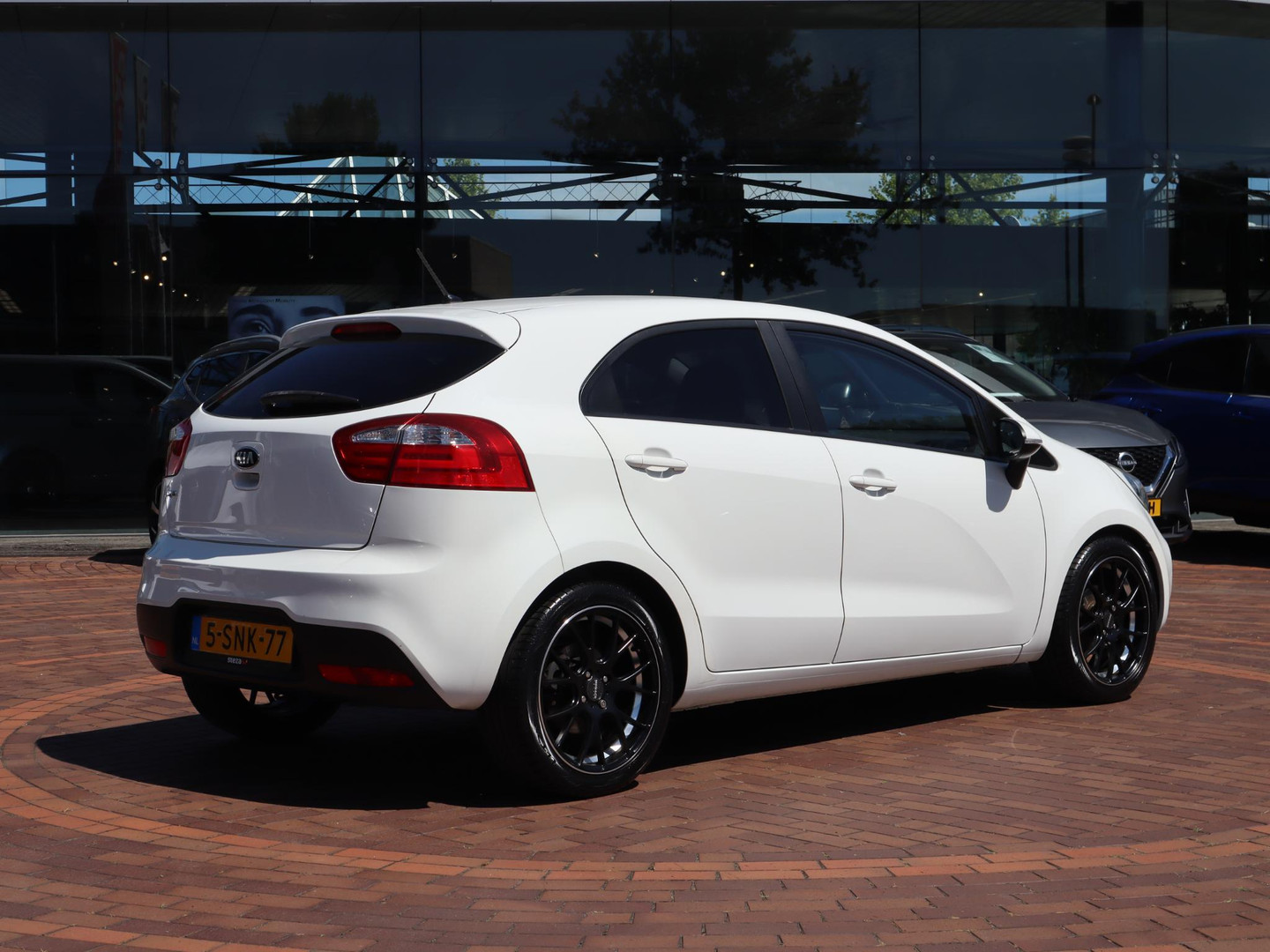 Kia