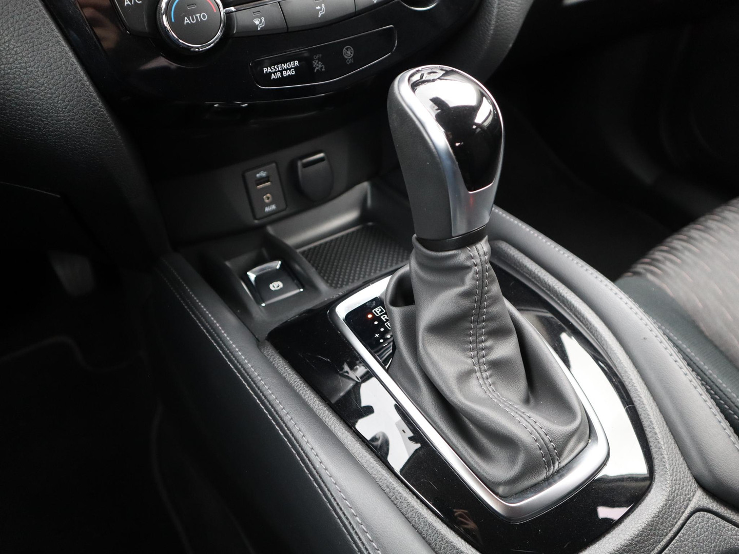 Nissan Nissan