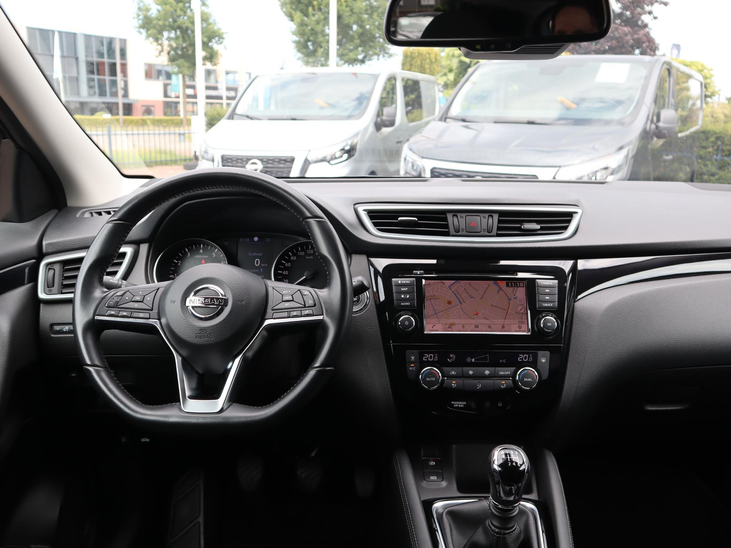 Nissan Nissan
