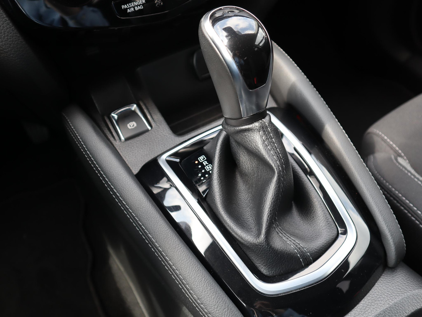 Nissan Nissan