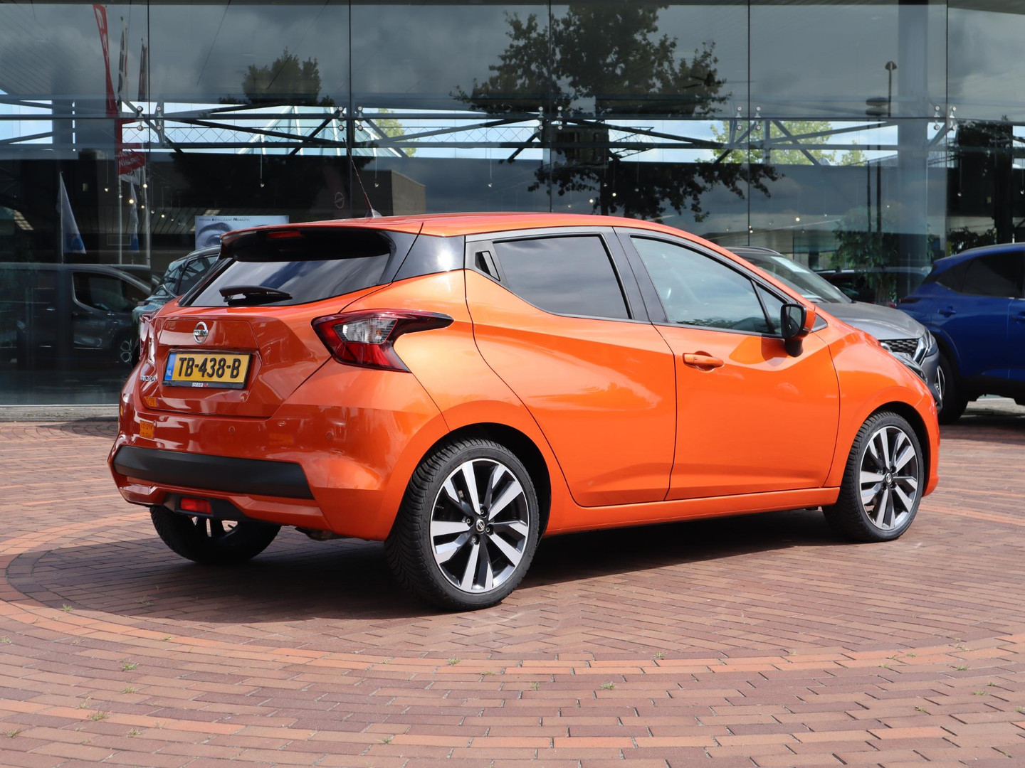 Nissan