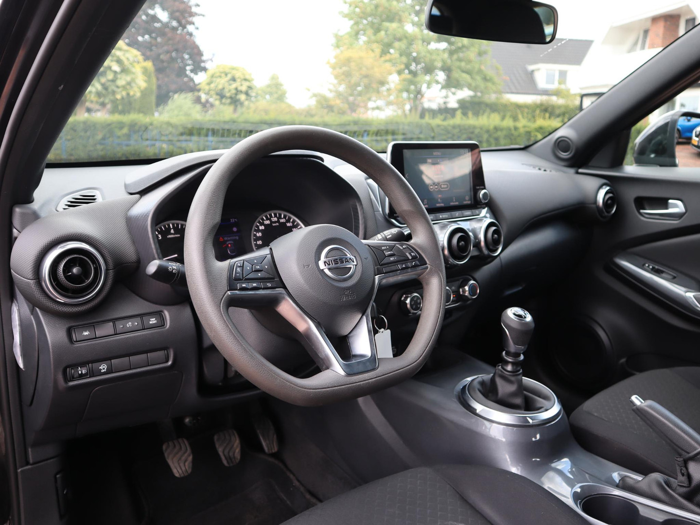 Nissan Nissan