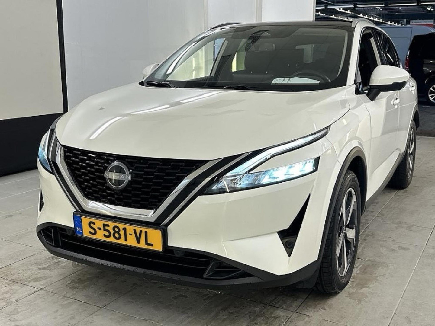 Nissan Nissan