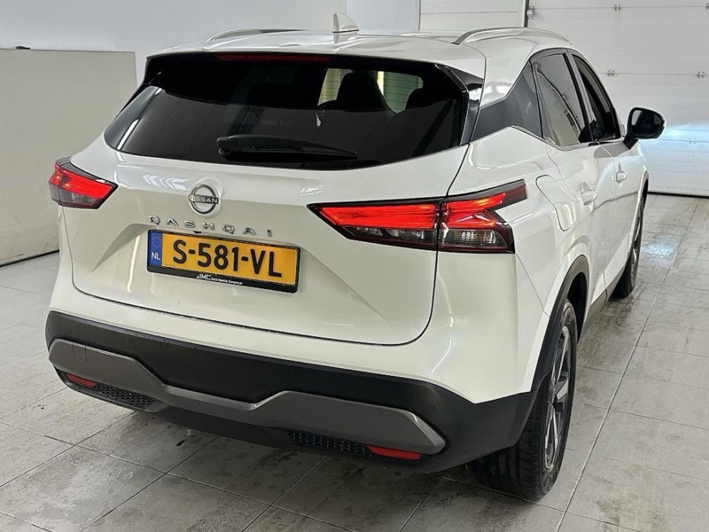 Nissan Nissan