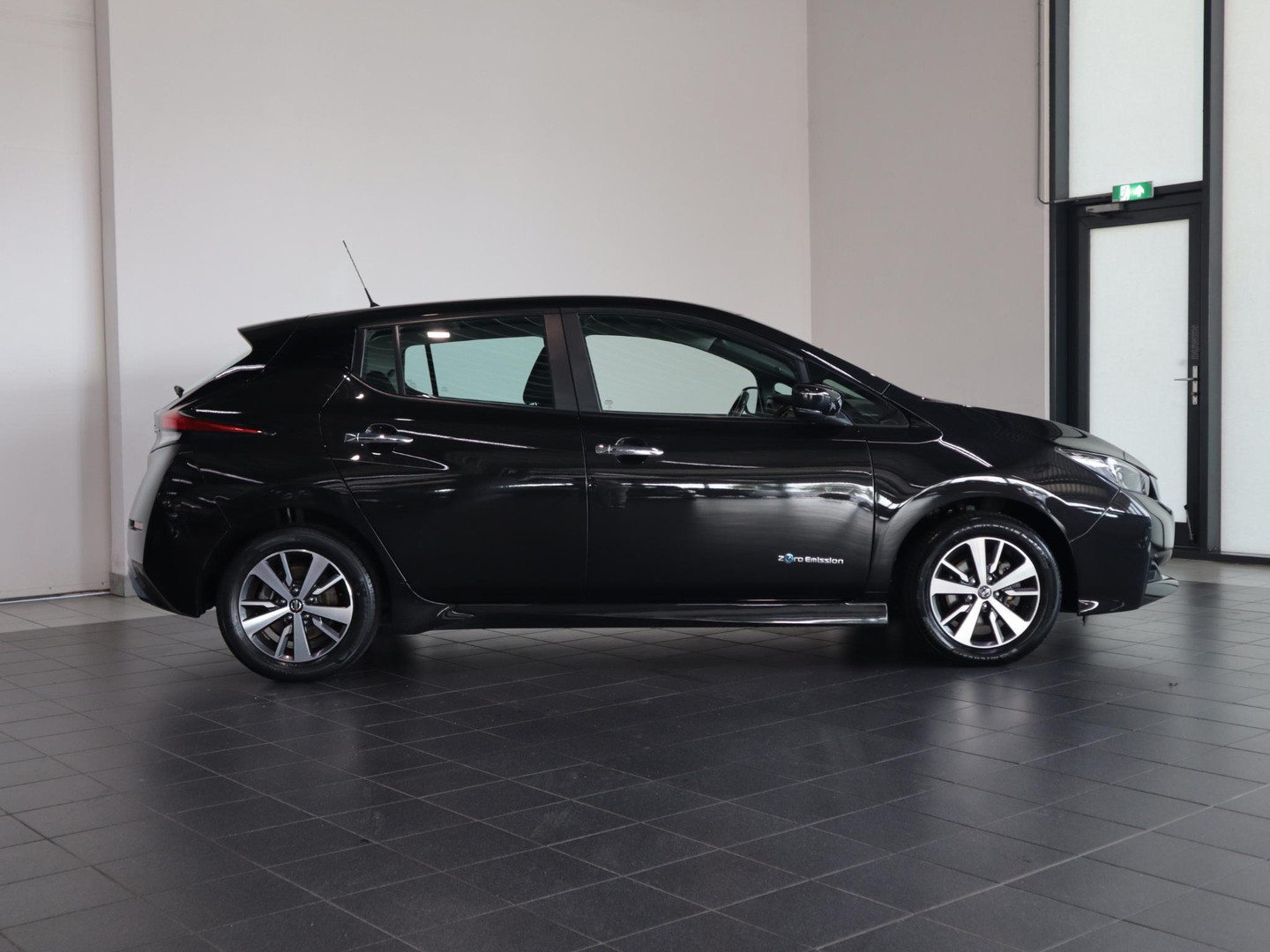 Nissan Nissan