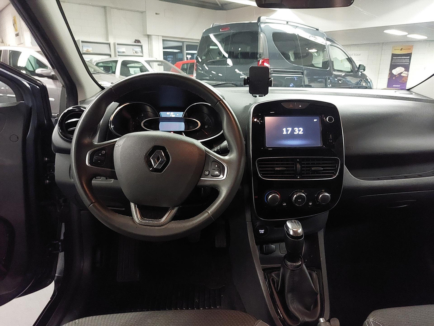 Renault Renault