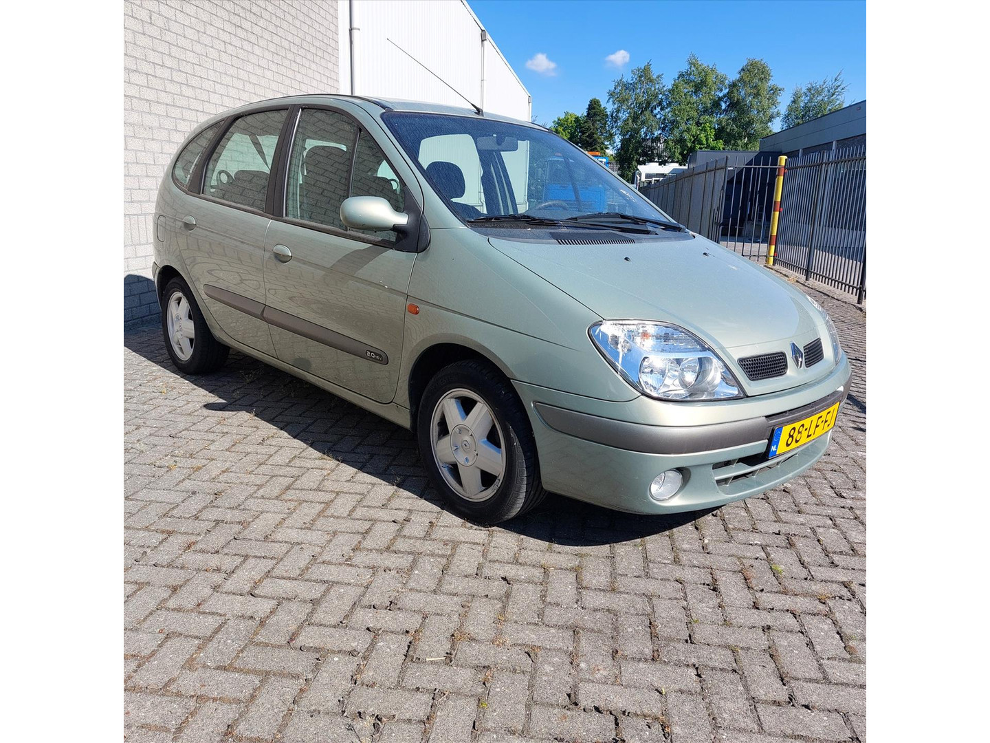 Renault Renault