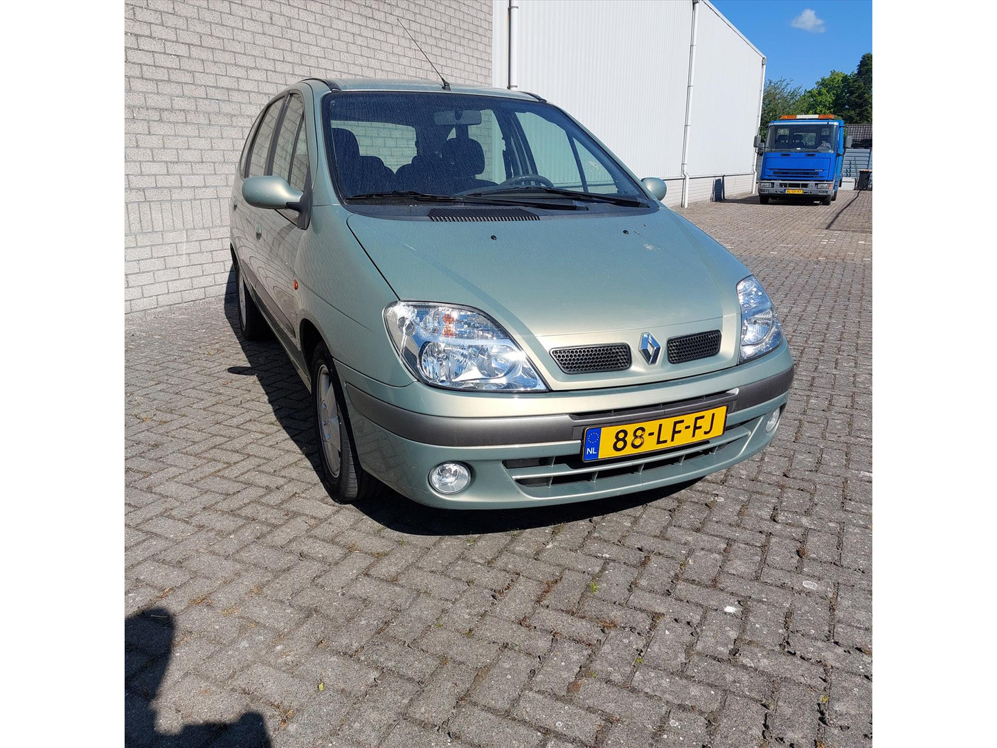 Renault Renault