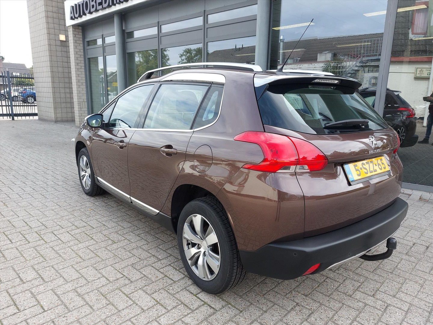 Peugeot Peugeot
