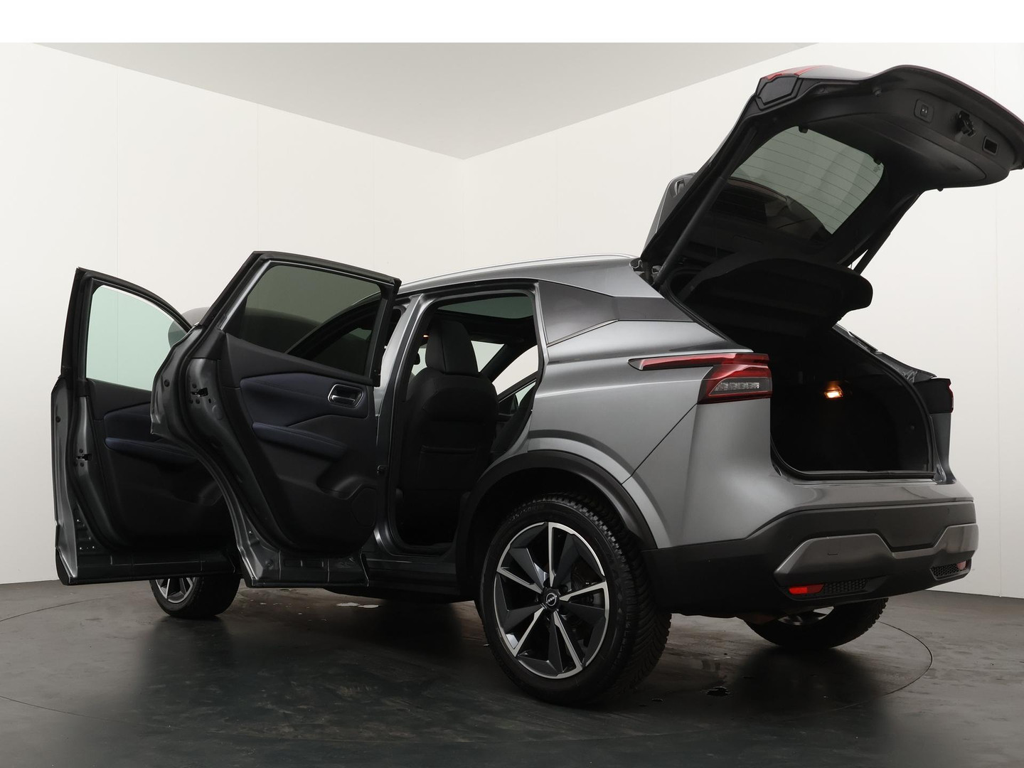 Nissan Nissan