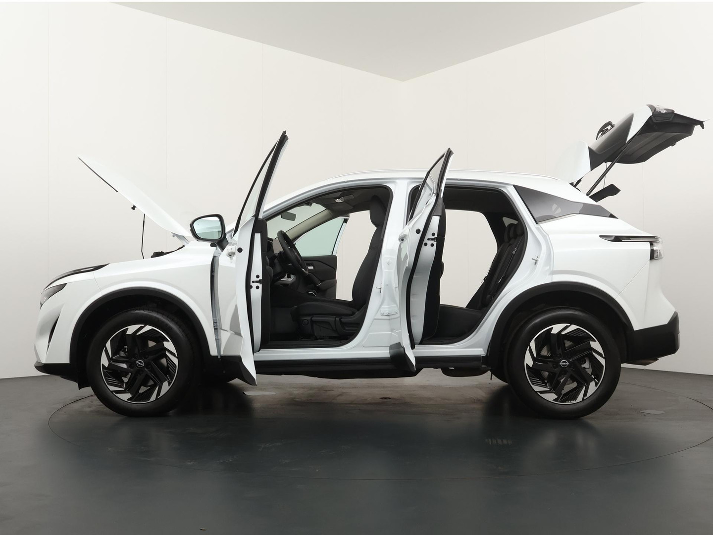Nissan Nissan