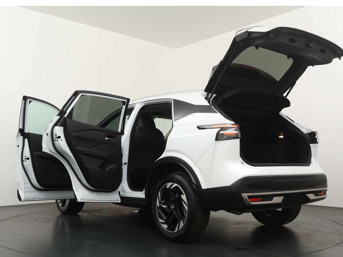 Nissan Nissan