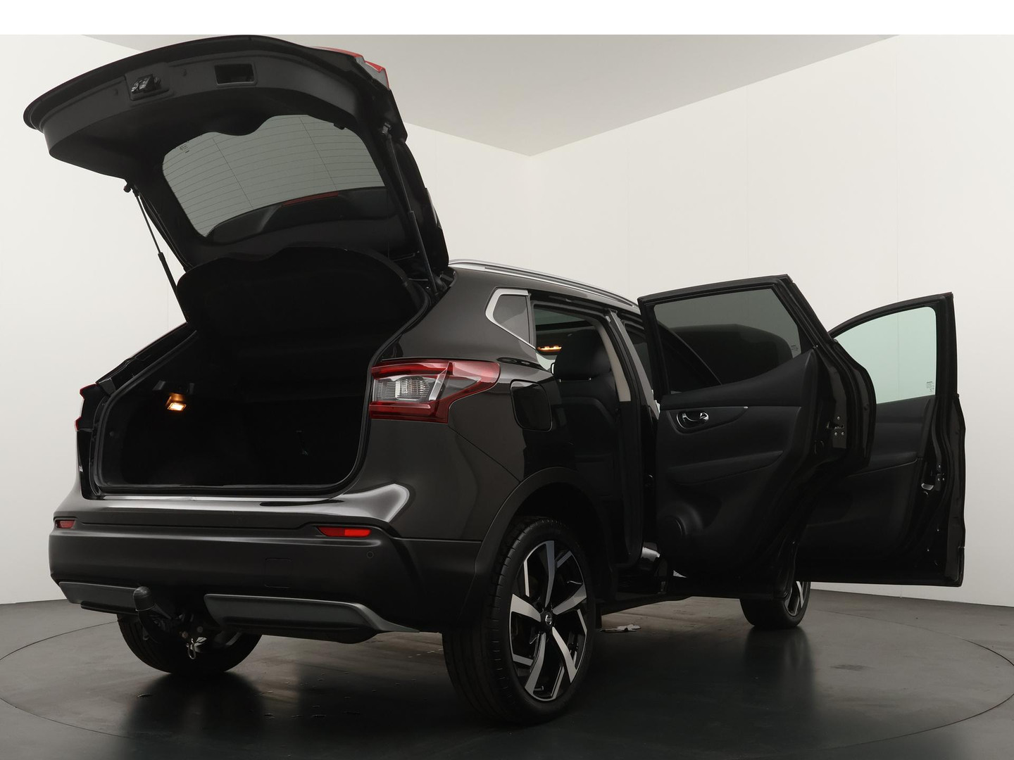 Nissan Nissan