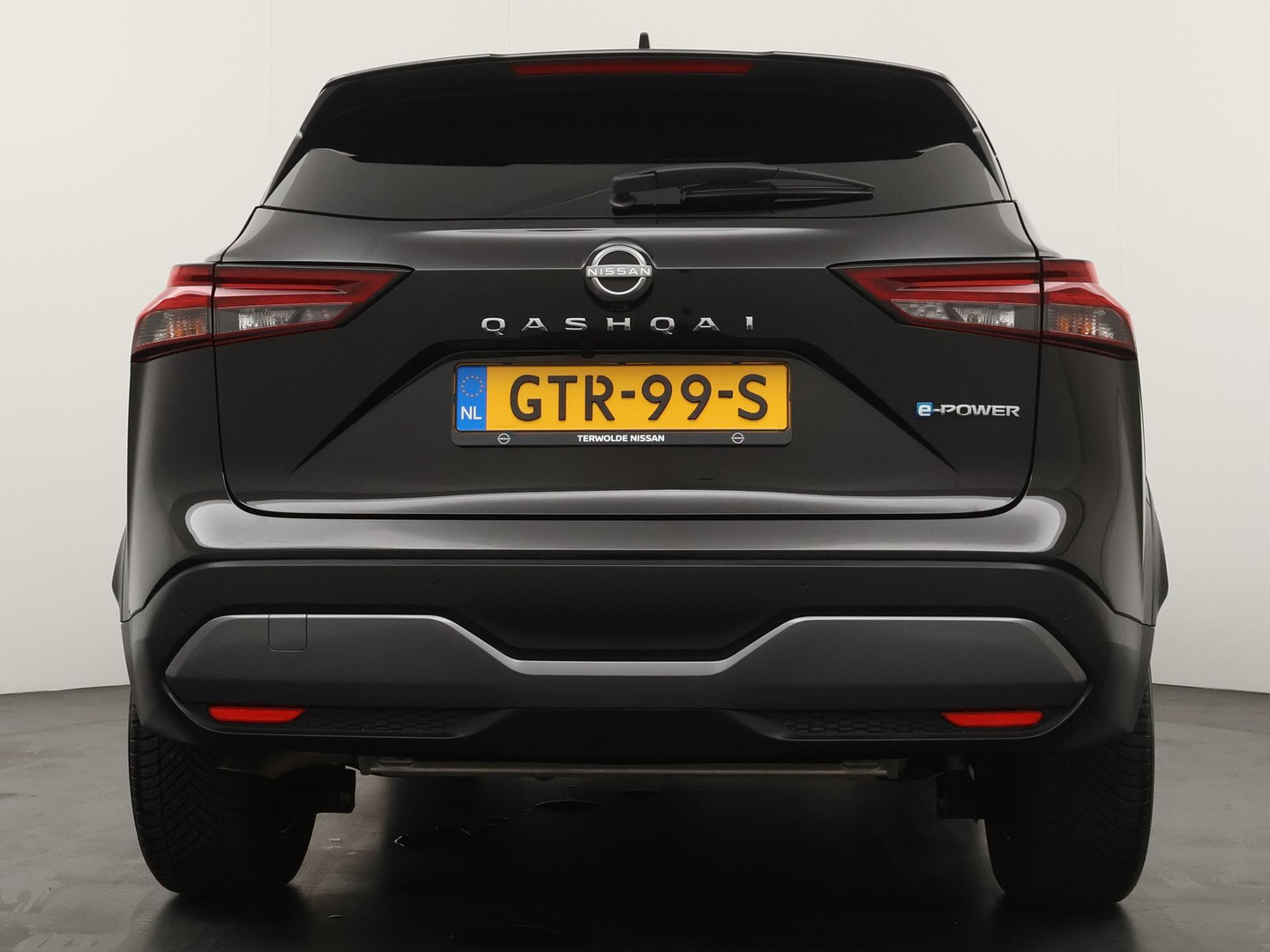 Nissan Nissan