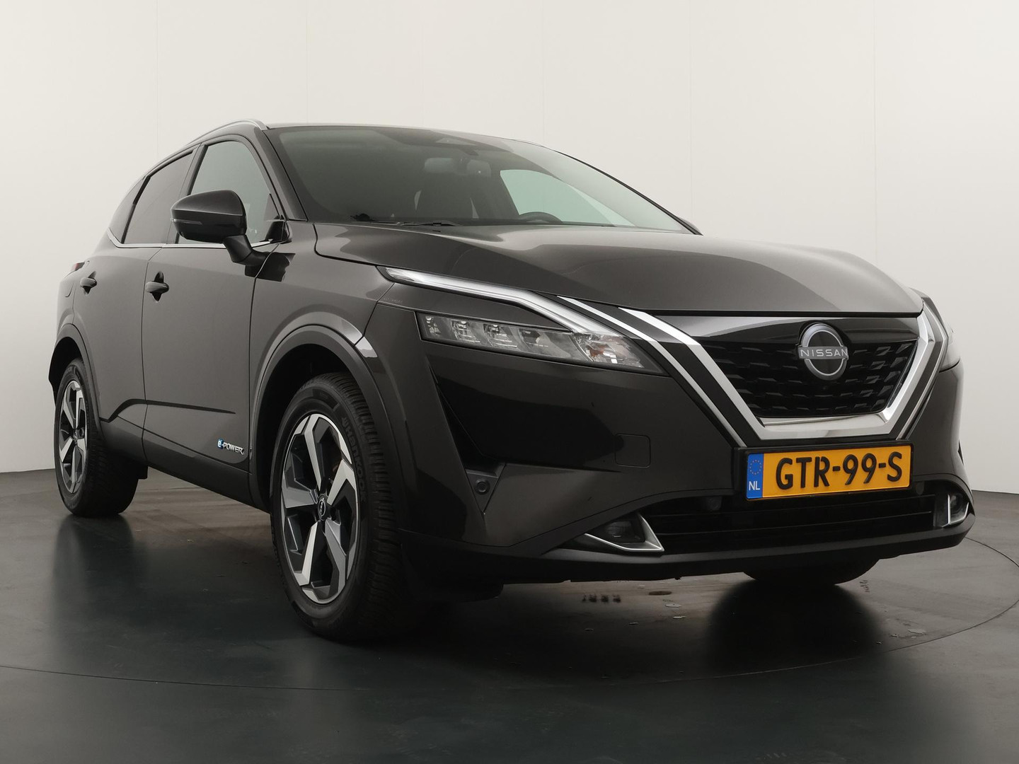 Nissan Nissan