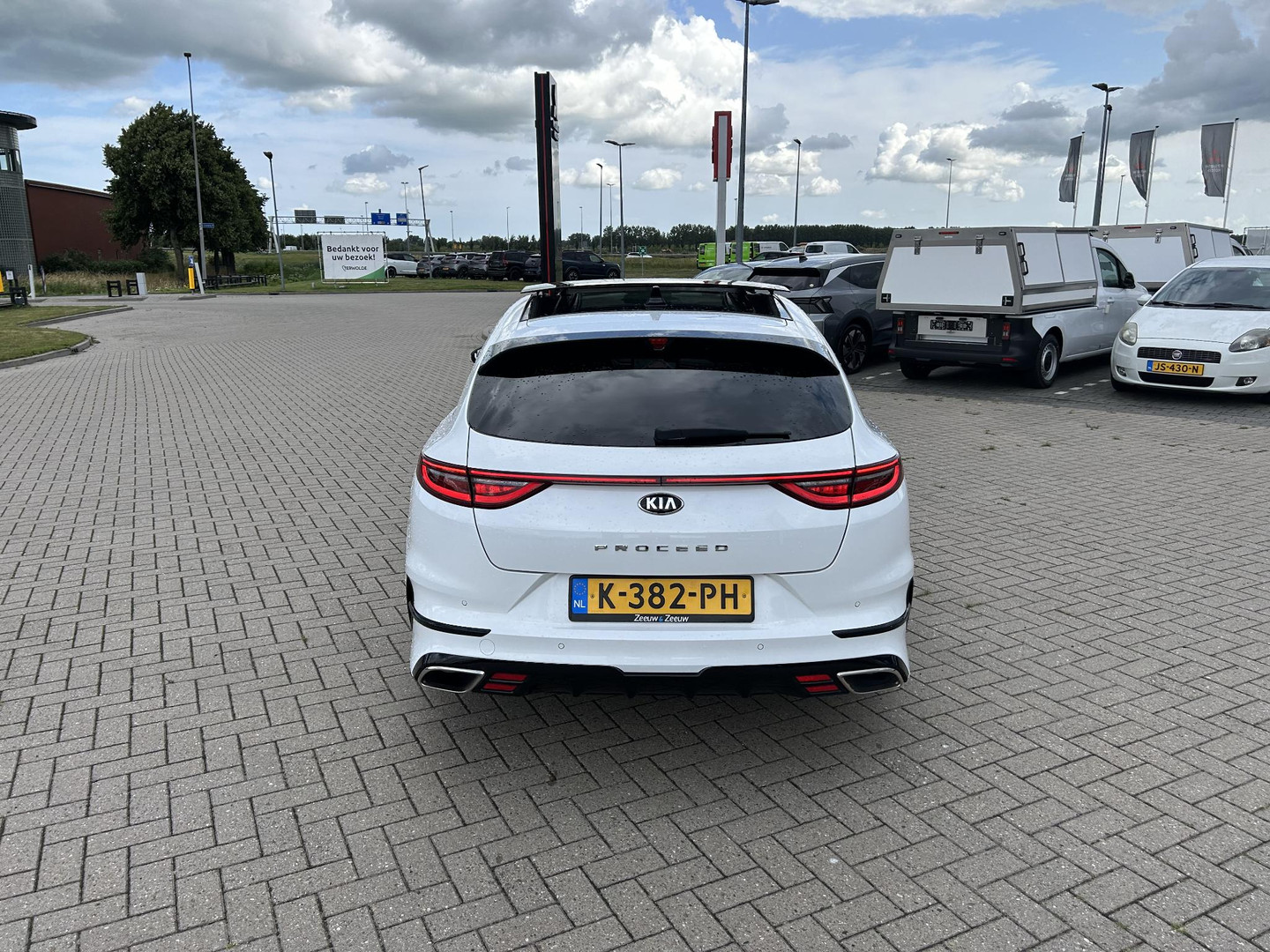 Kia Kia
