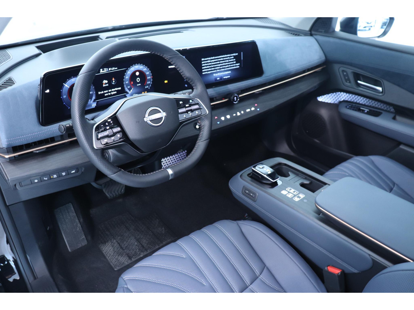 Nissan Nissan