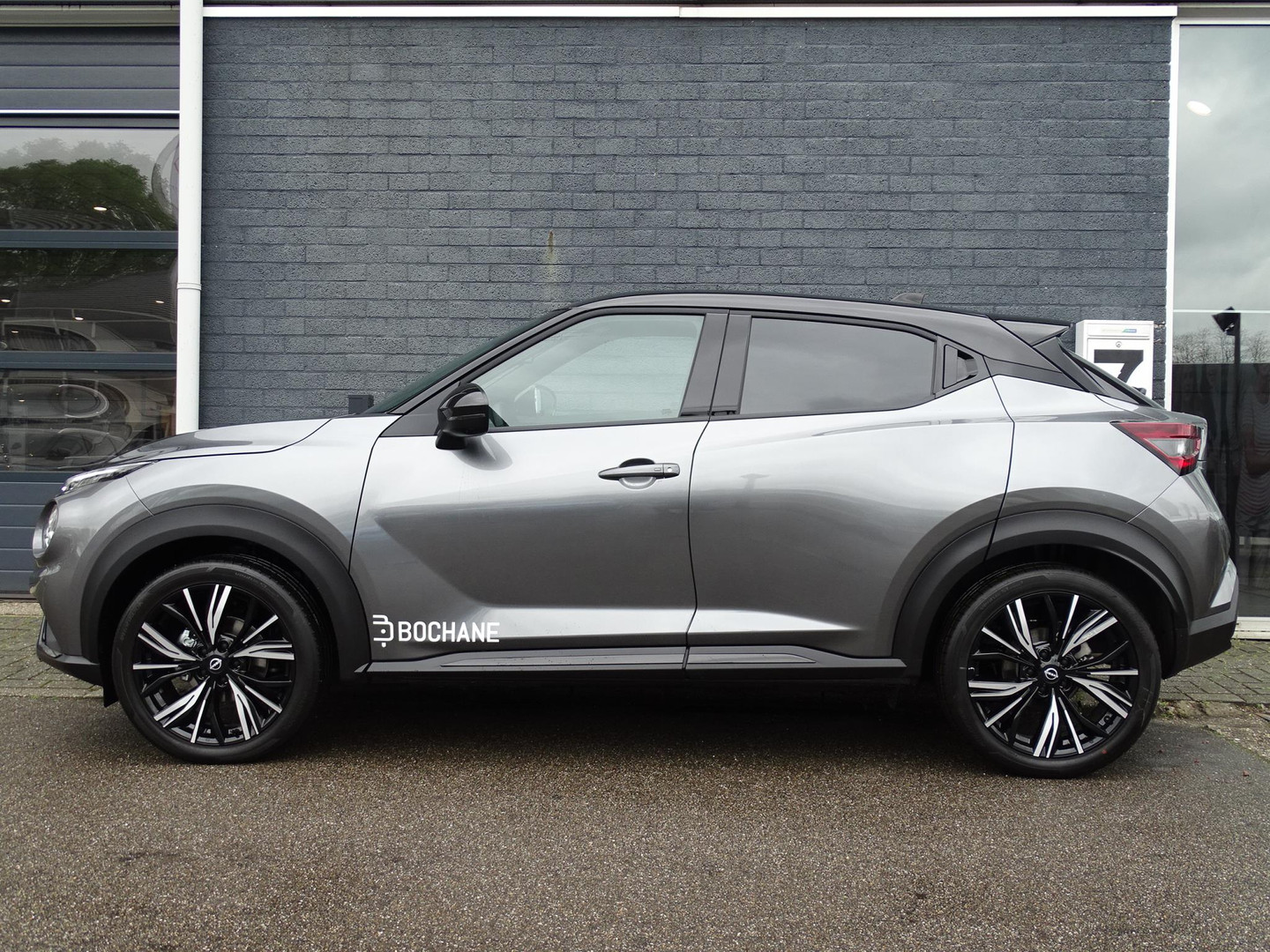 Nissan Nissan