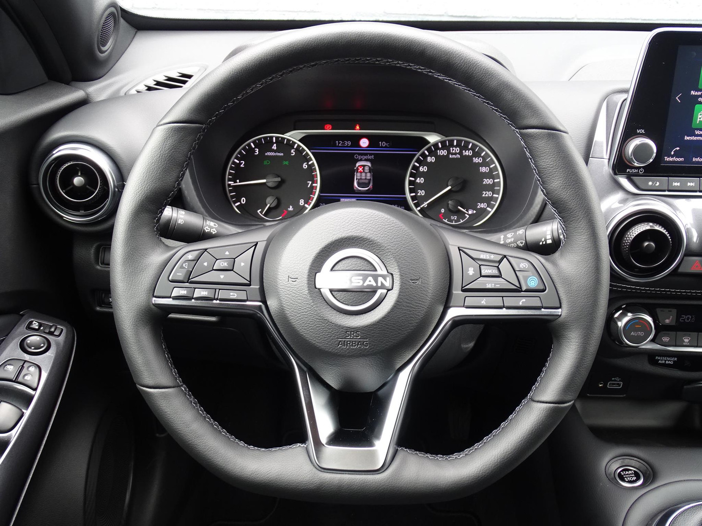Nissan Nissan