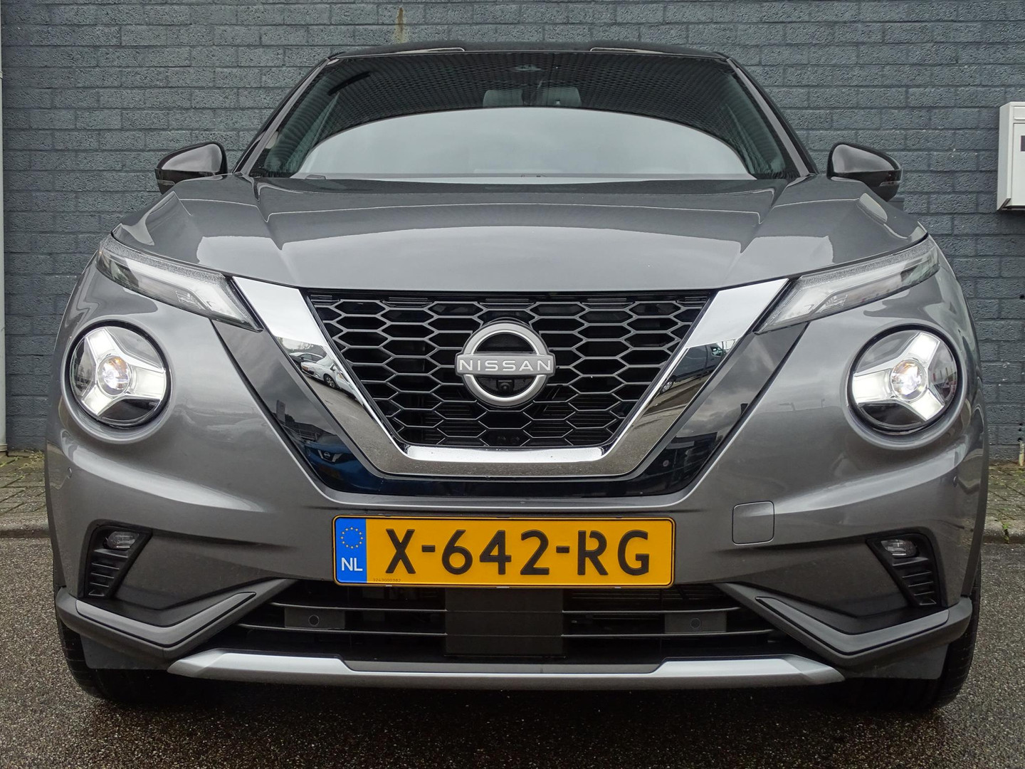 Nissan Nissan