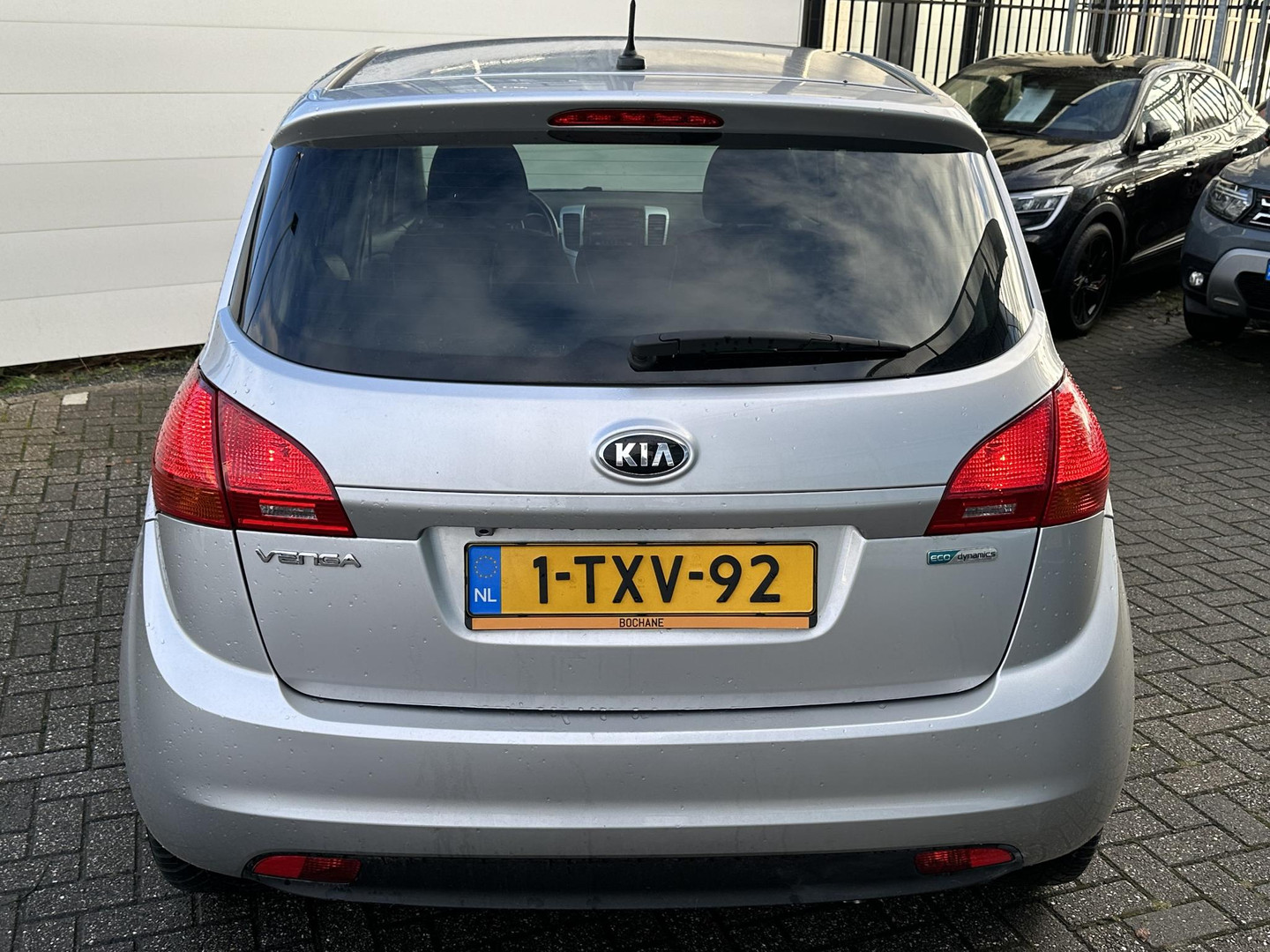 Kia