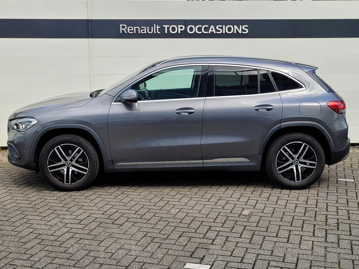 Mercedes-Benz