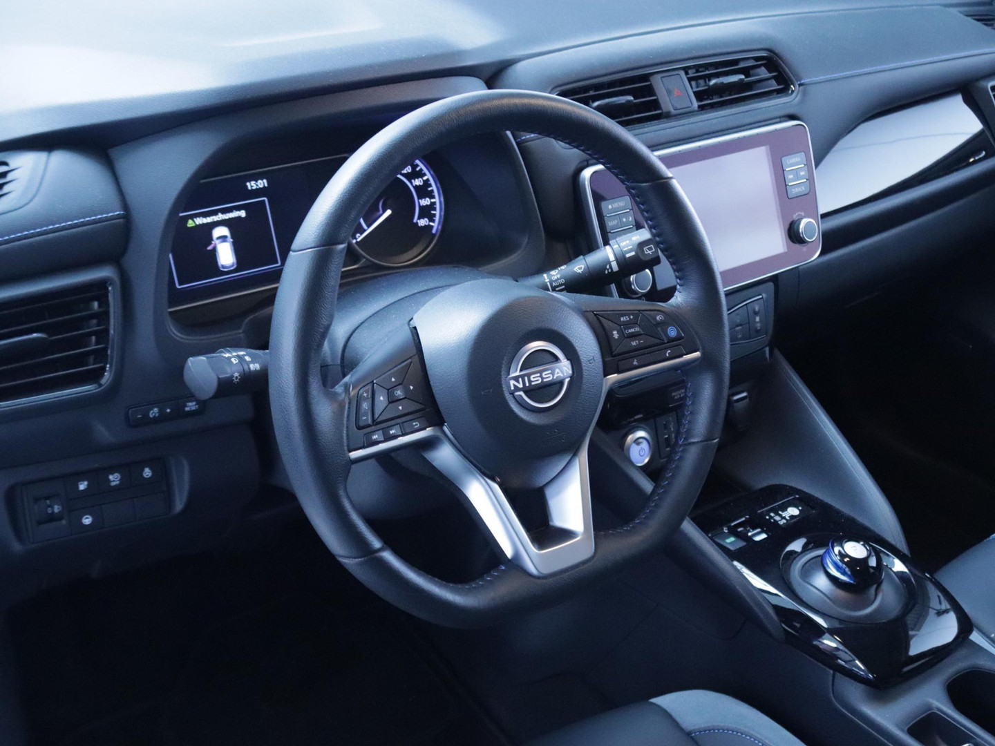 Nissan Nissan