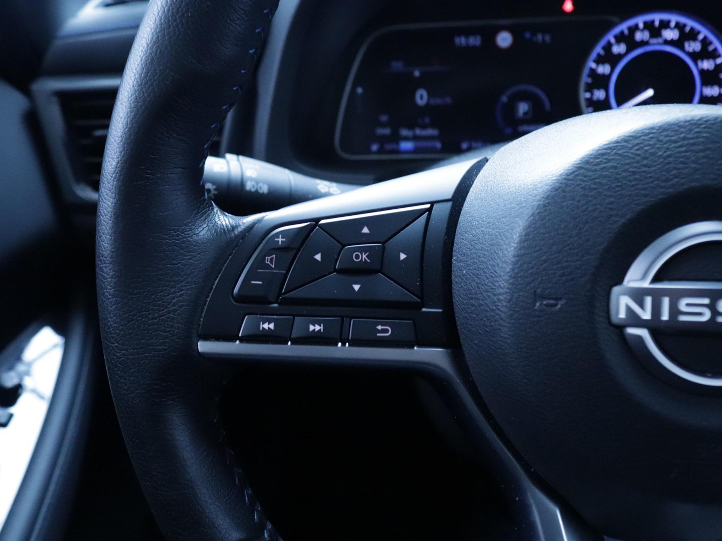 Nissan Nissan